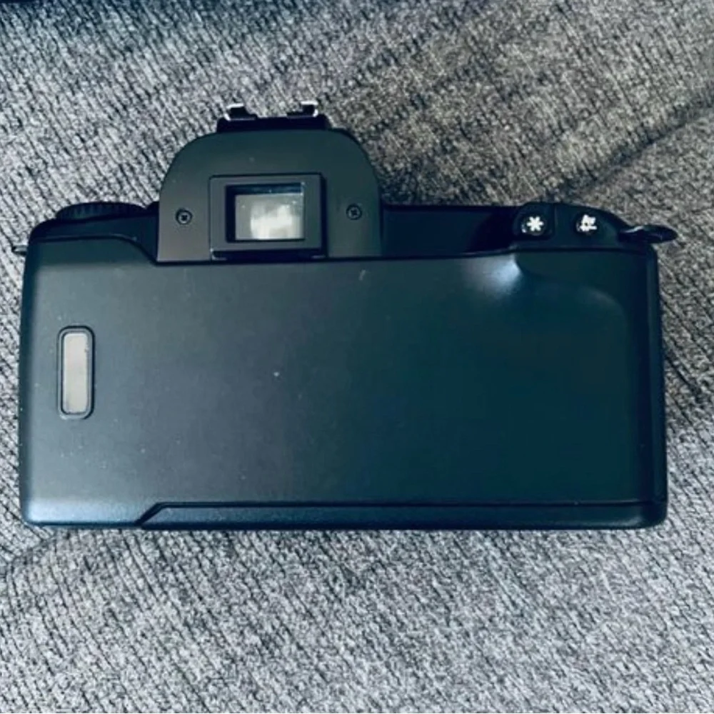 Canon EOS Rebel X S 35mm Film Camera Body Only w Minolta Panorama Adapter & Case